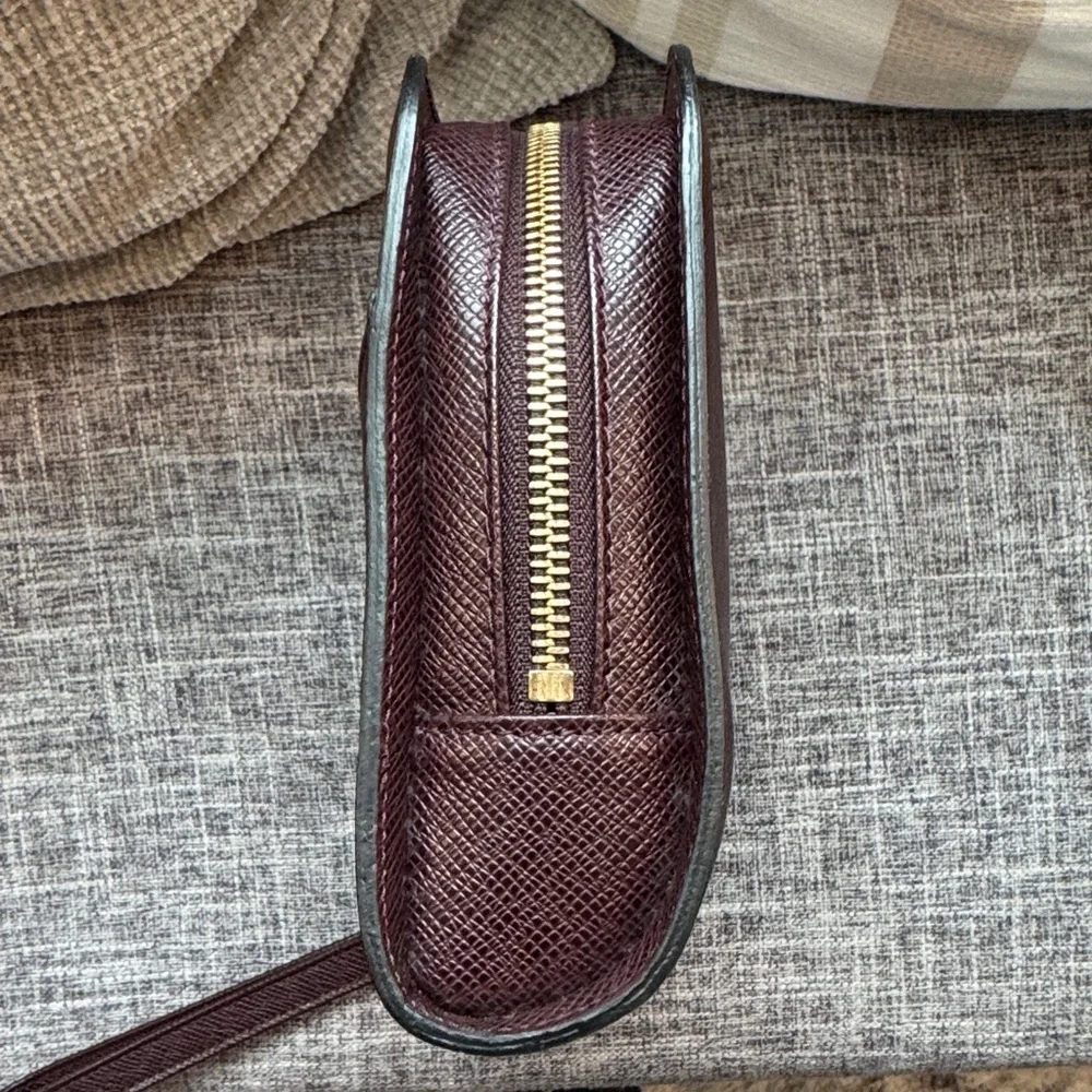 Louis Vuitton Burgundy Women’s Clutch